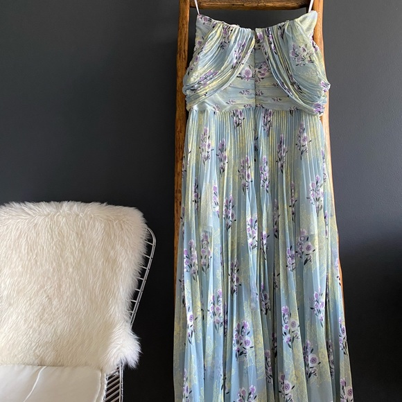 SOLD Self-Portrait Cold-Shoulder Floral Chiffon Dress - Picture 6 of 8